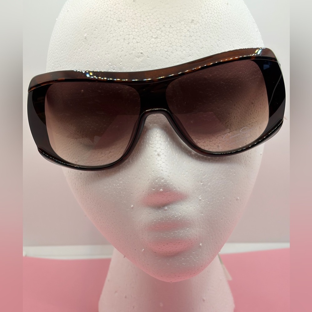 Jessica Simpson Oversized Shield Sunglasses Featuring A Tortoiseshell Design